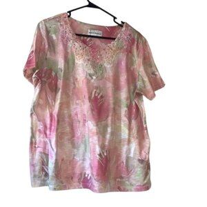 Alfred Dunner Womens  L Pink & Green Floral Beaded Top With Lace Neckline